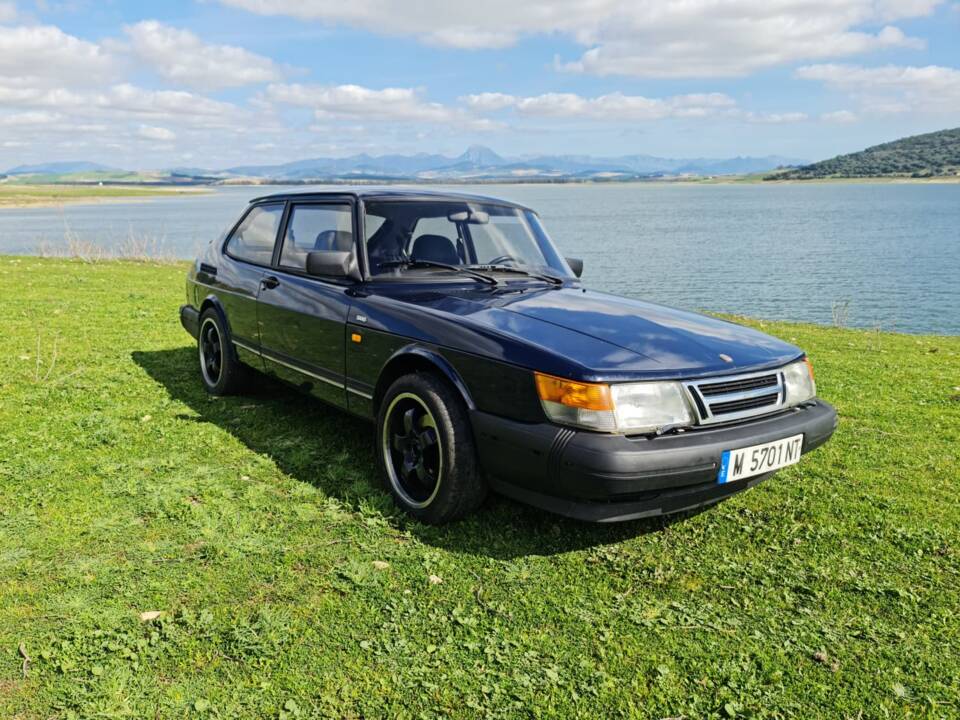 Image 41/50 of Saab 900 (1992)