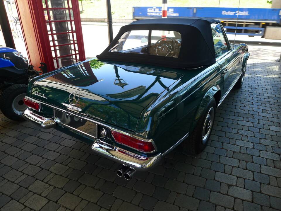 Image 5/15 de Mercedes-Benz 250 SL (1967)