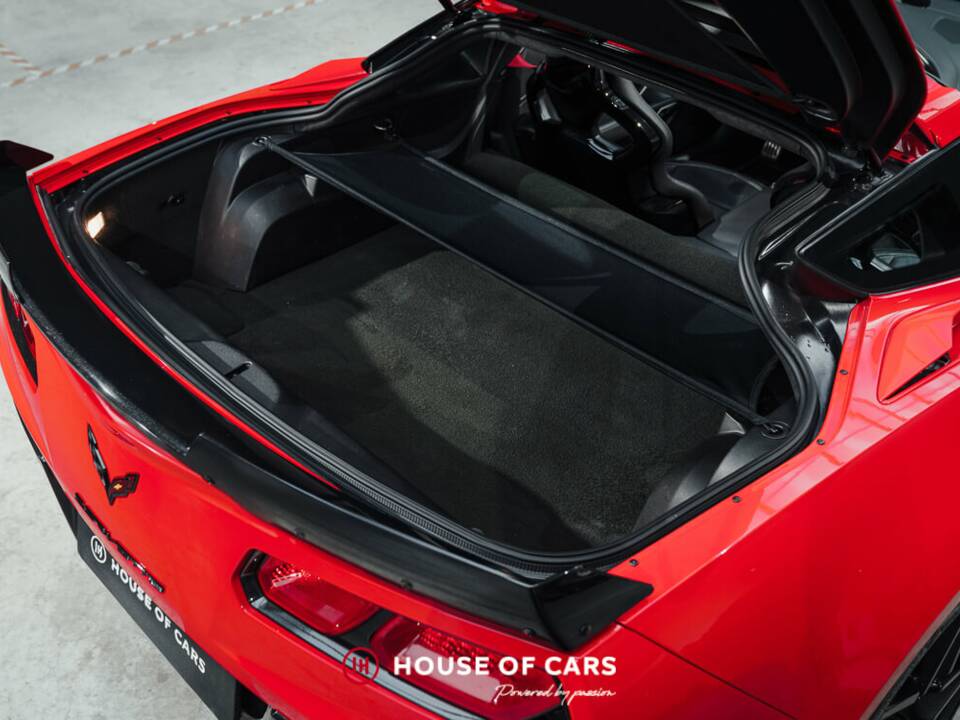 Image 13/23 of Chevrolet Corvette Stingray (2019)