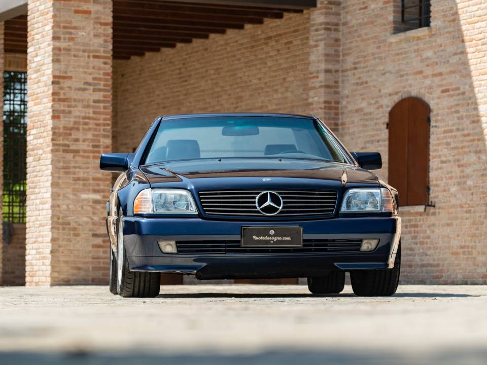Immagine 7/44 di Mercedes-Benz SL 320 (1994)