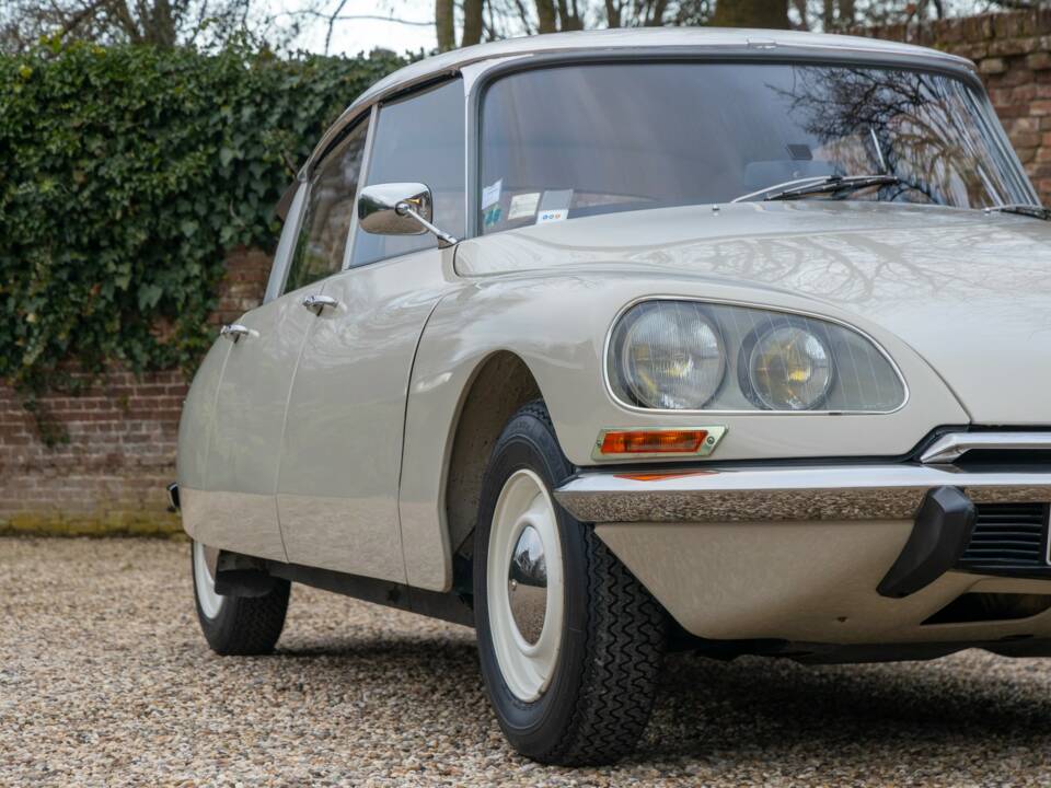 Afbeelding 43/50 van Citroën D Spécial (1971)