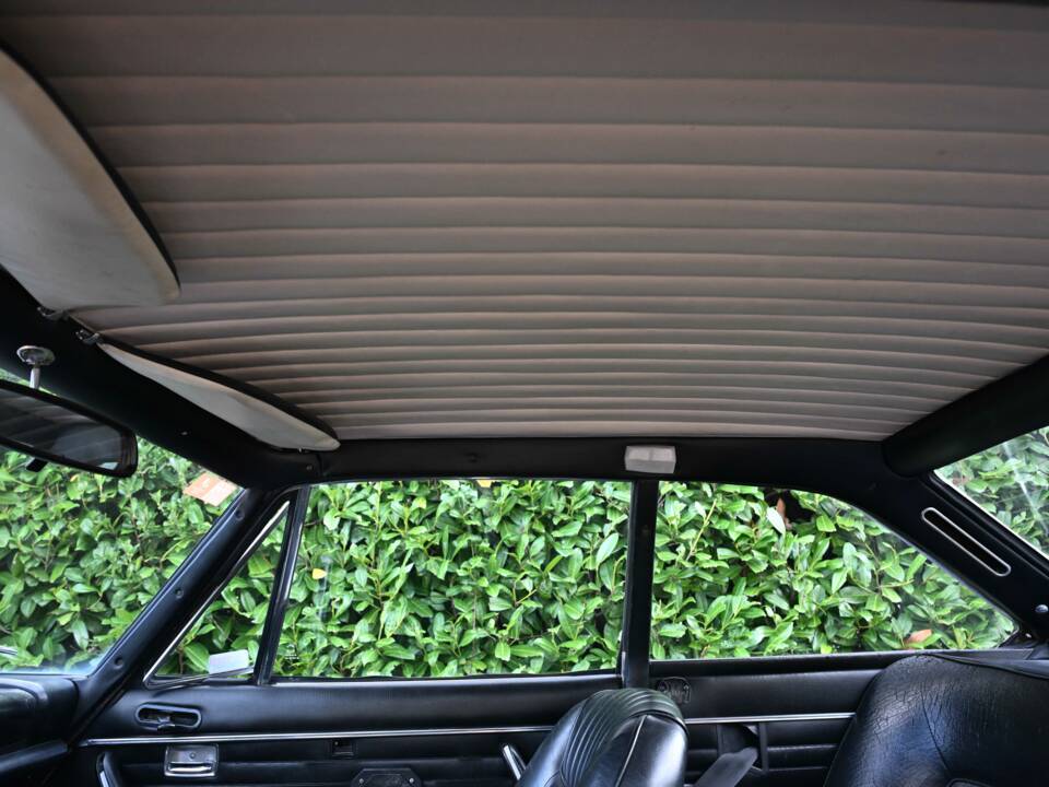 Image 40/50 of Peugeot 504 Coupé (1973)