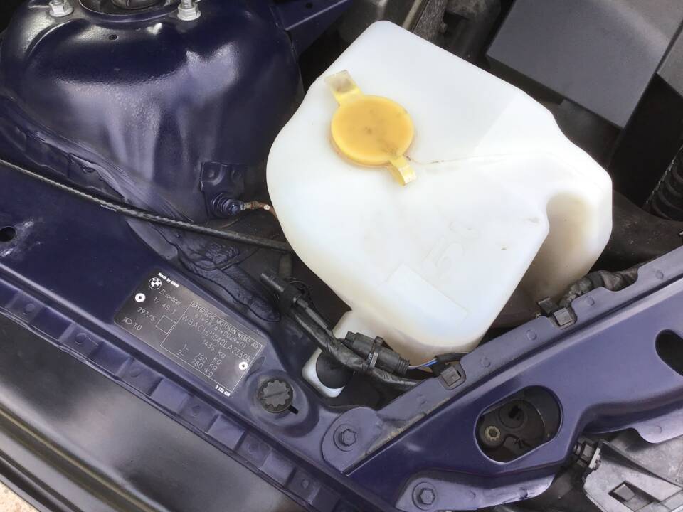 Bild 15/26 von BMW Z3 1.9 (1996)