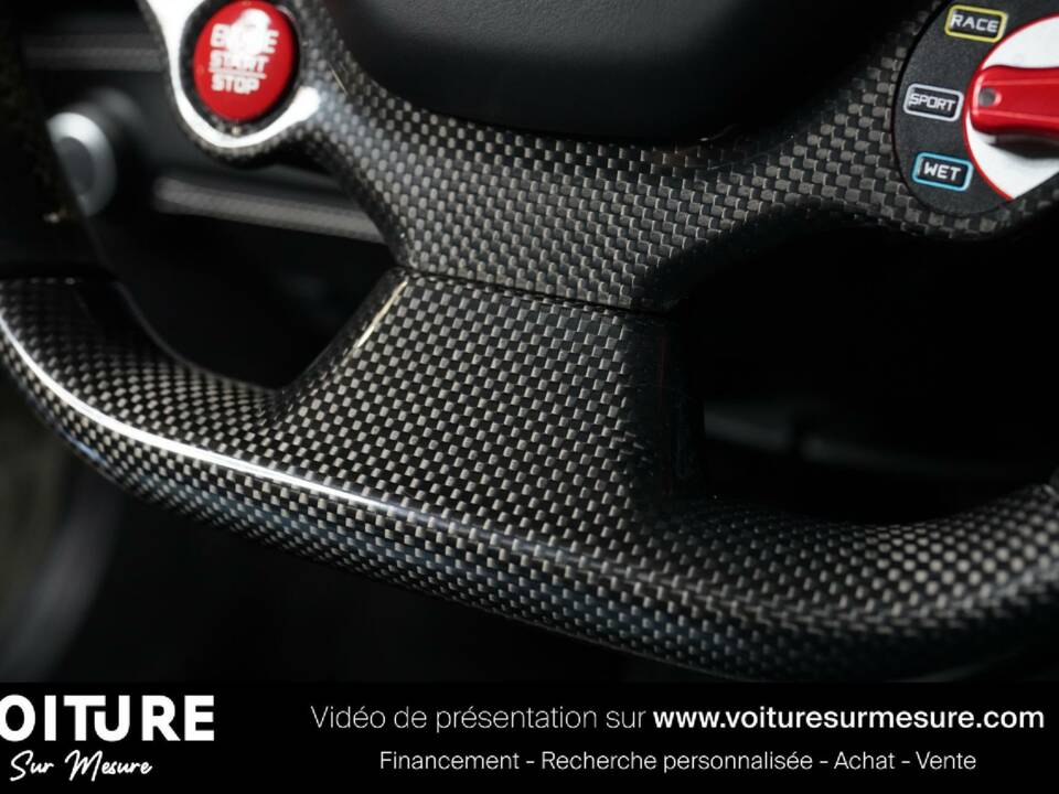 Image 11/50 of Ferrari 488 GTB (2015)