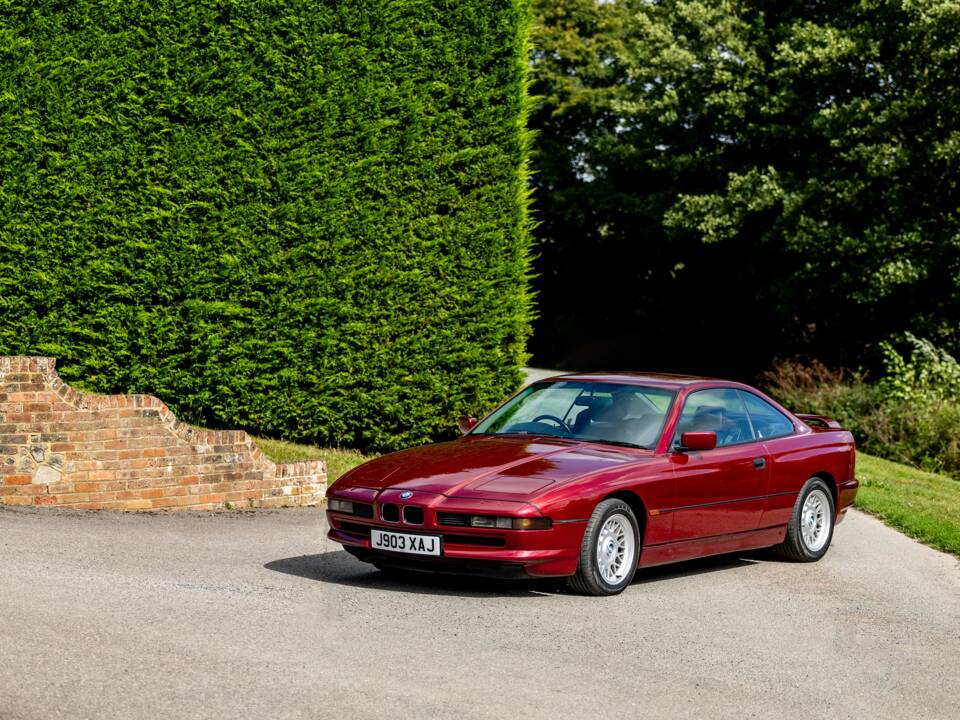 Image 41/45 of BMW 850i (1991)