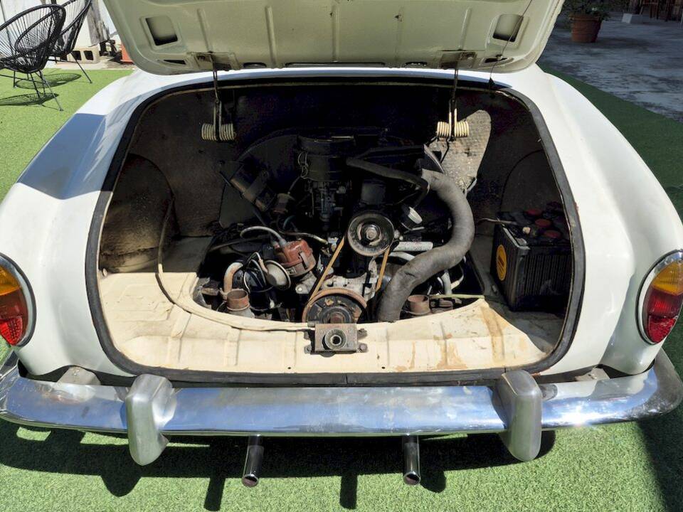 Image 47/71 of Volkswagen Karmann Ghia 1200 (1962)