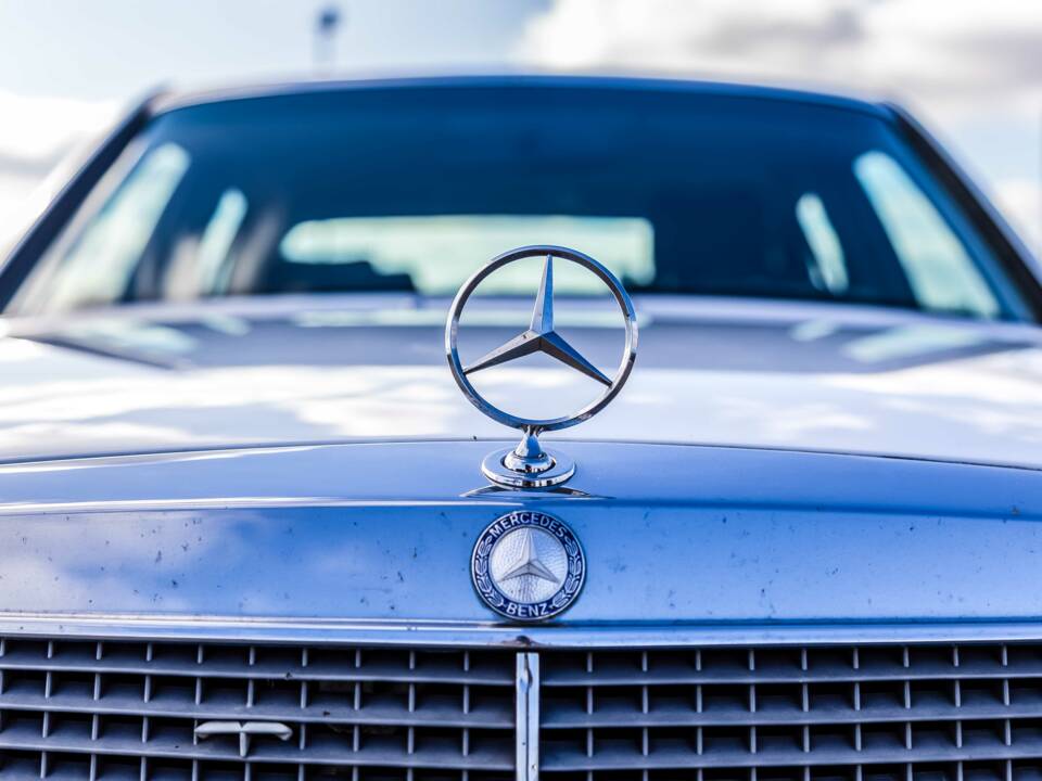 Image 26/175 of Mercedes-Benz 420 SE (1986)