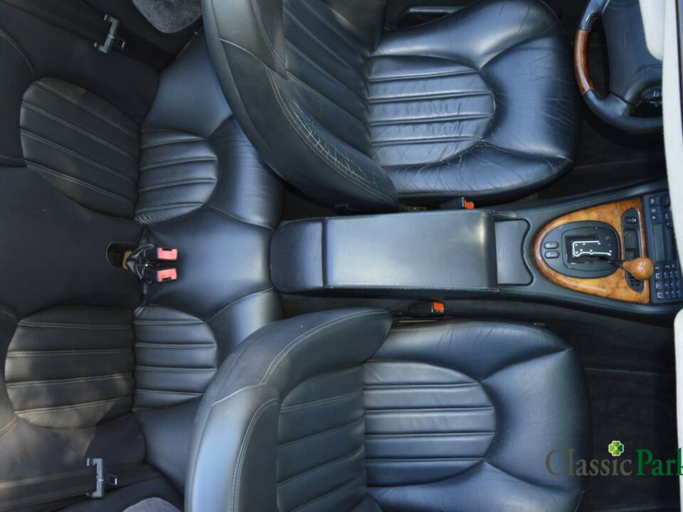 Afbeelding 39/50 van Jaguar XKR (2000)