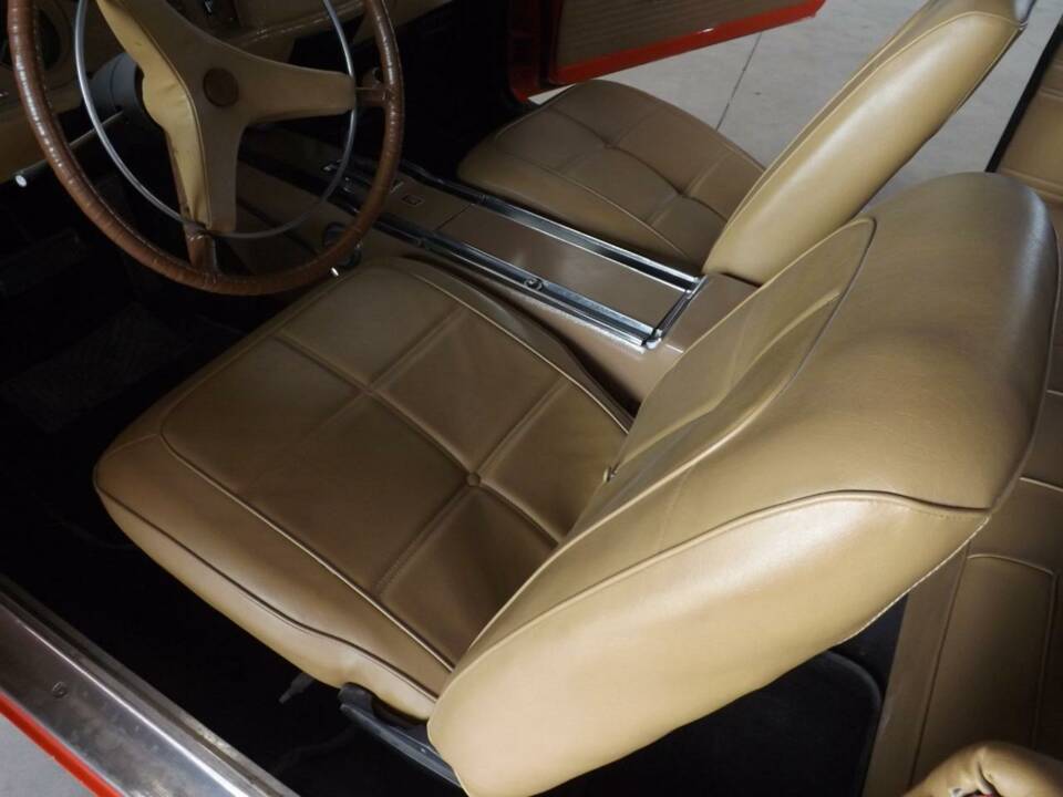 Image 34/50 of Dodge Charger 383 (1969)