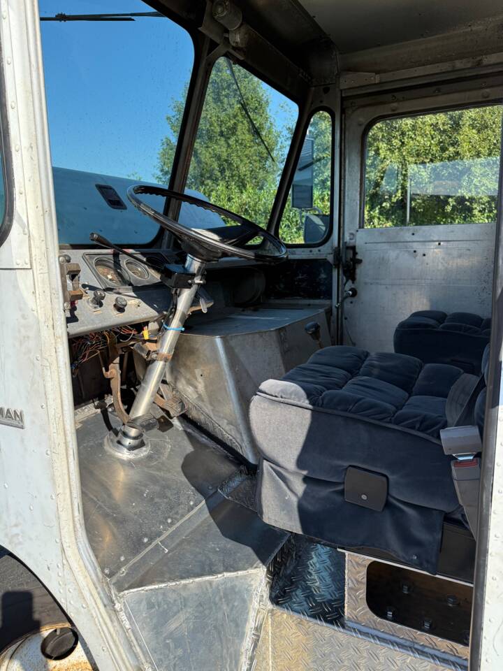 Image 9/18 of Chevrolet Step Van P30 (1979)