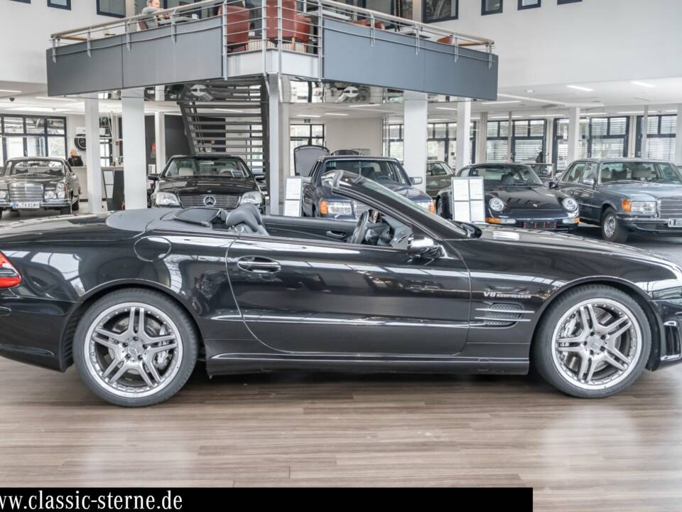 Image 6/15 of Mercedes-Benz SL 55 AMG (2006)