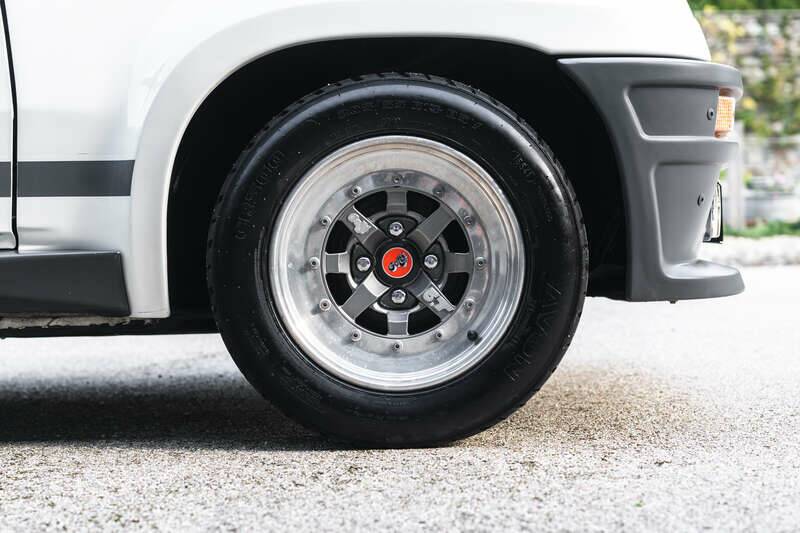 Afbeelding 32/50 van Renault R 5 Turbo 2 (1984)