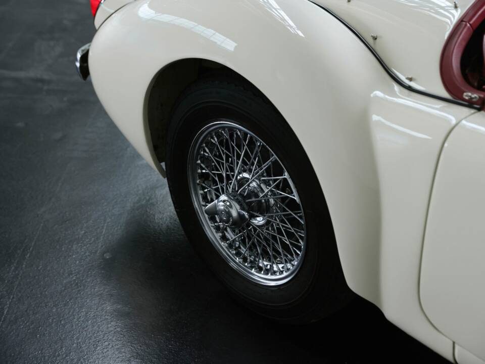 Bild 40/42 von MG MGA 1500 (1959)