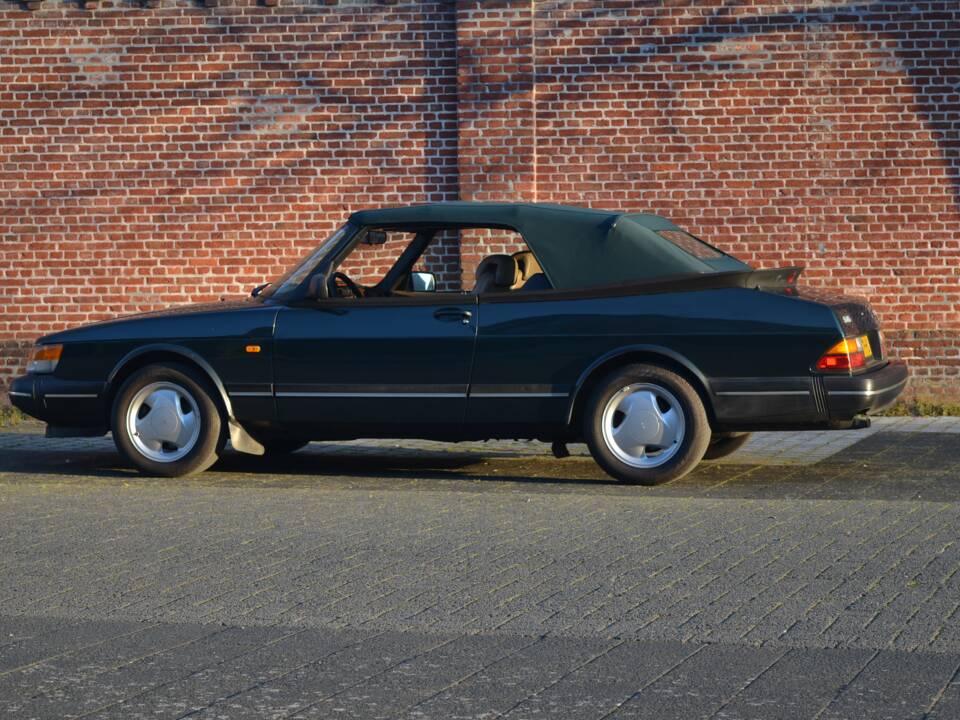 Image 6/12 of Saab 900 S (1992)