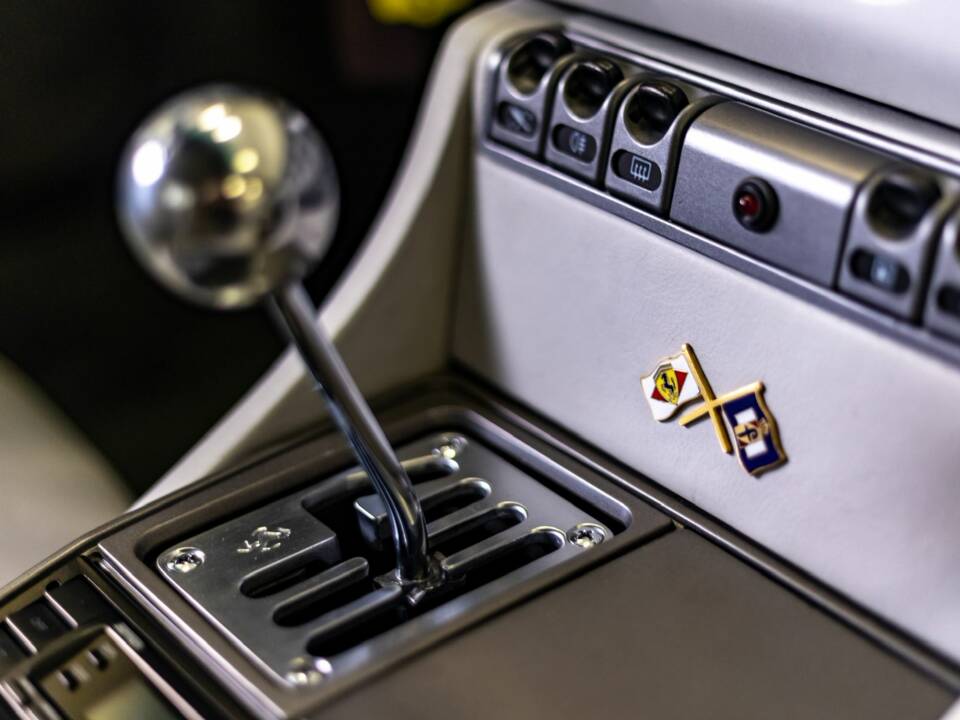 Image 15/29 of Ferrari 456 GT (1994)