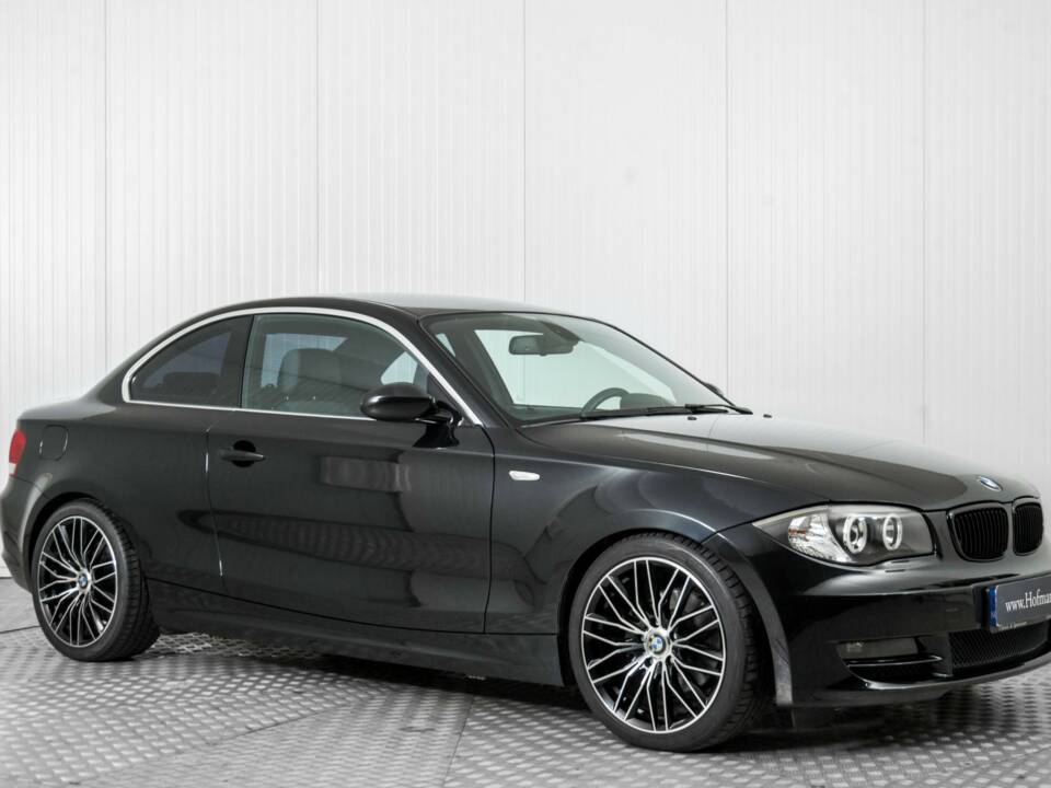 Image 5/50 of BMW 125i (2008)