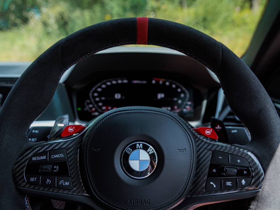Image 37/41 of BMW M4 CSL (2022)
