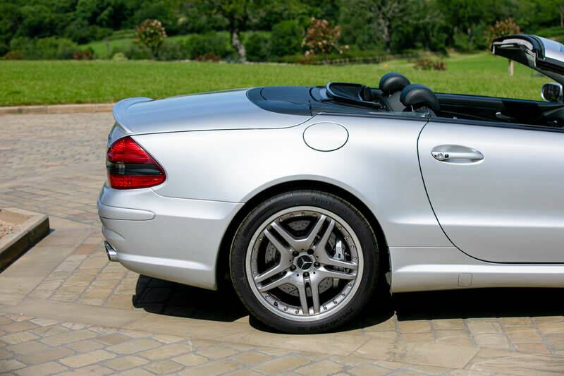 Image 15/33 de Mercedes-Benz SL 65 AMG (2007)