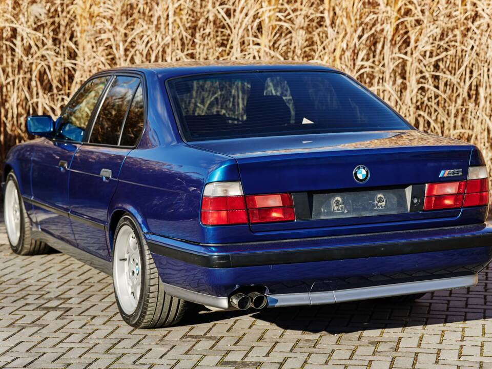 Bild 6/18 von BMW M5 (1992)