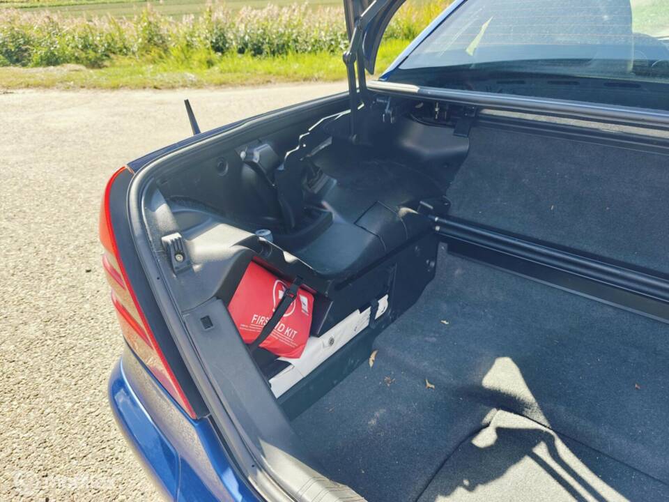 Bild 12/27 von Mercedes-Benz SLK 200 (1999)