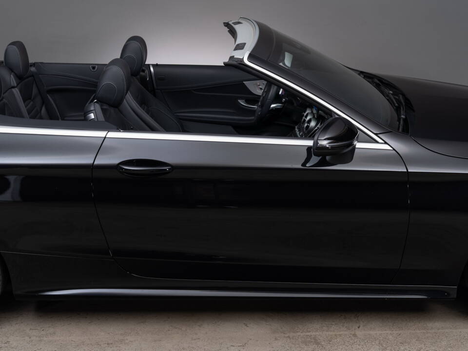 Bild 17/41 von Mercedes-Benz C 300 (2023)