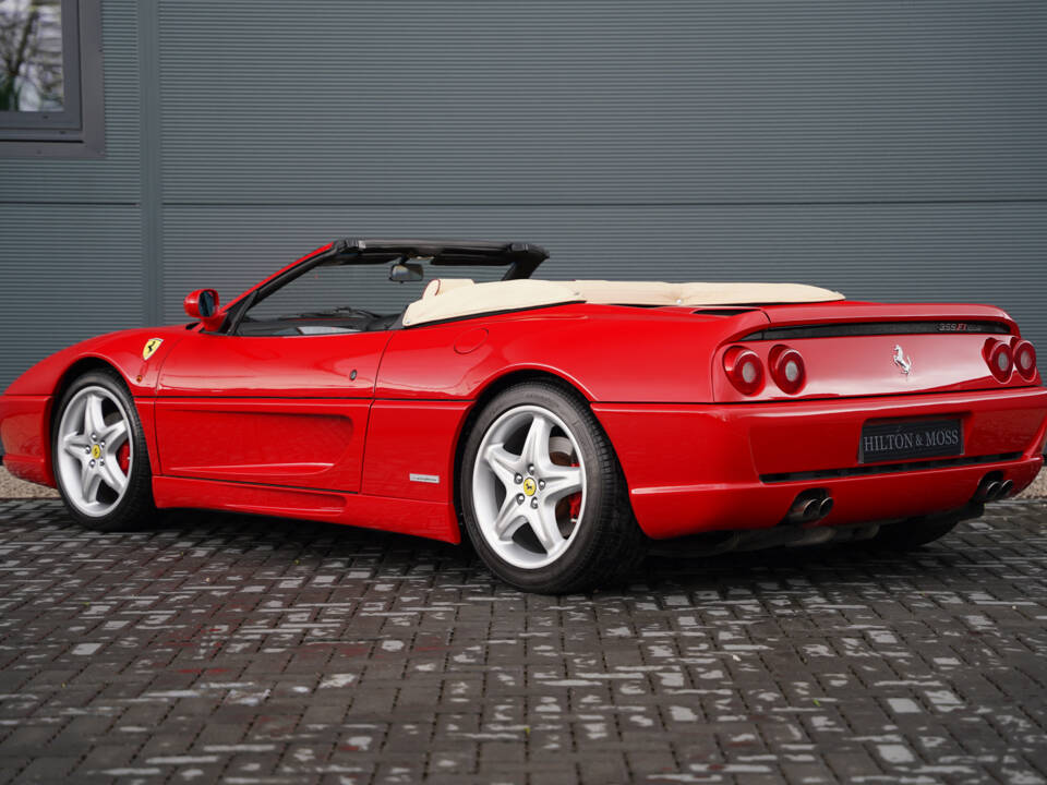 Image 2/50 of Ferrari F 355 Spider (1999)