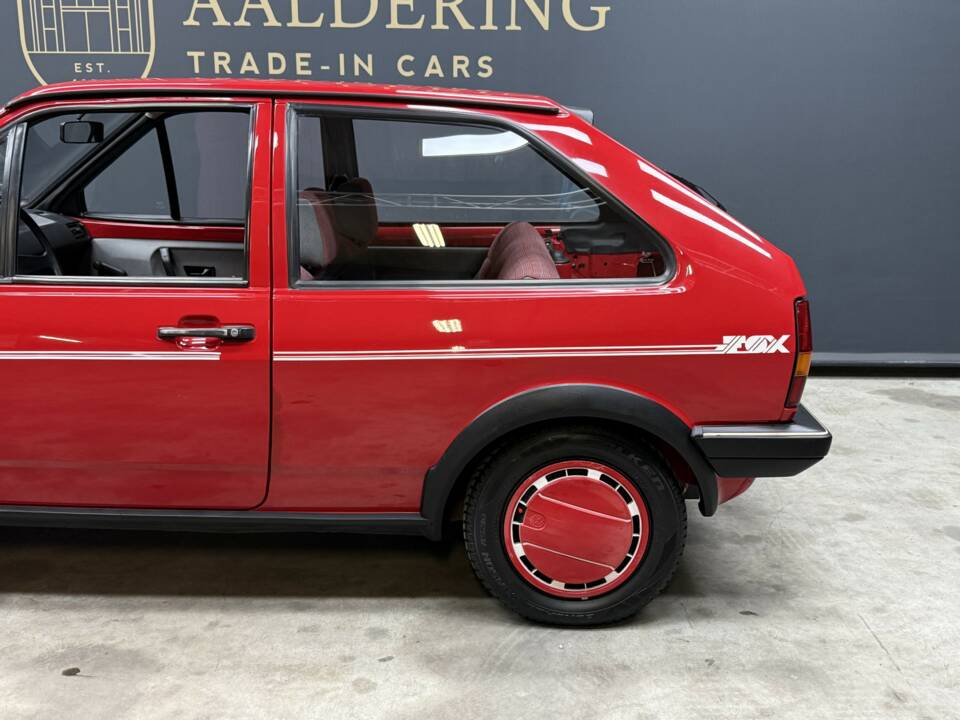Bild 12/40 von Volkswagen Polo II Coupe 1.0 (1988)