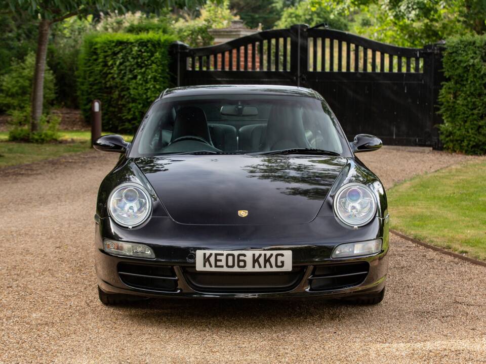 Immagine 6/37 di Porsche 911 Carrera S (2006)
