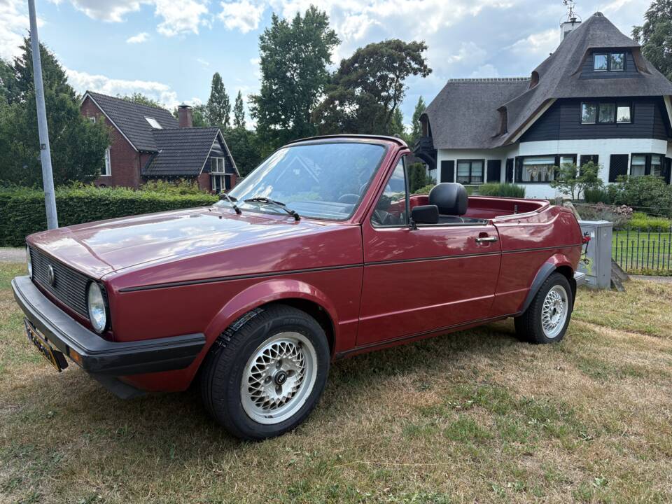 Bild 2/27 von Volkswagen Golf I Cabrio GLi 1.6 (1980)