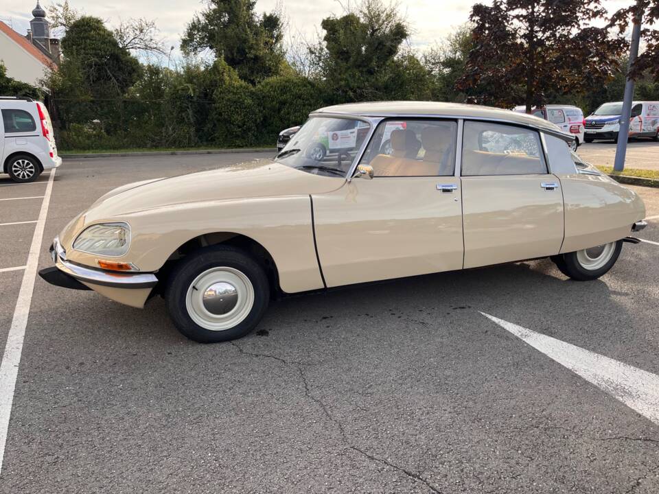 Afbeelding 1/9 van Citroën D Super (1974)