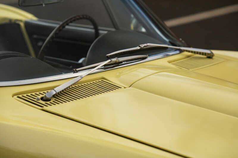 Bild 32/50 von Chevrolet Corvette Sting Ray Convertible (1966)