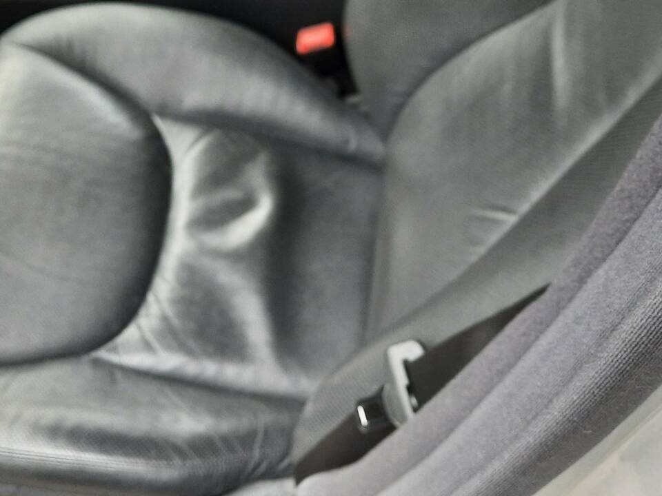 Bild 8/24 von Mercedes-Benz S 400 CDI (2001)