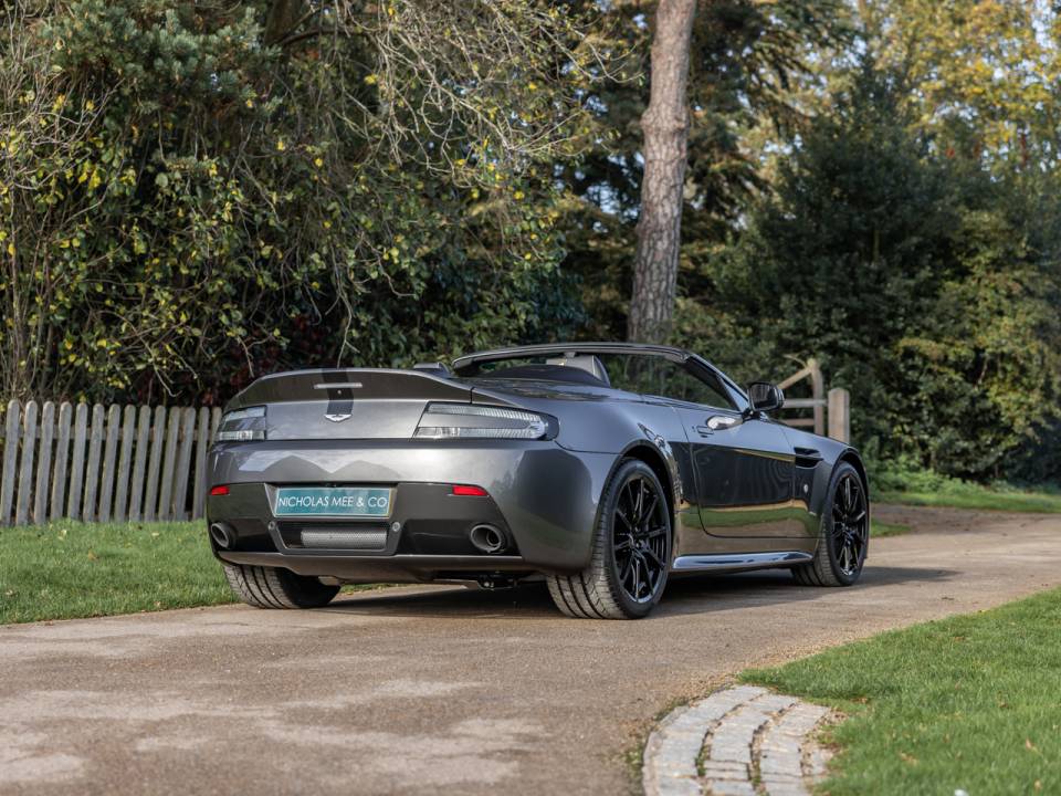 Image 11/50 de Aston Martin V12 Vantage AMR (2018)