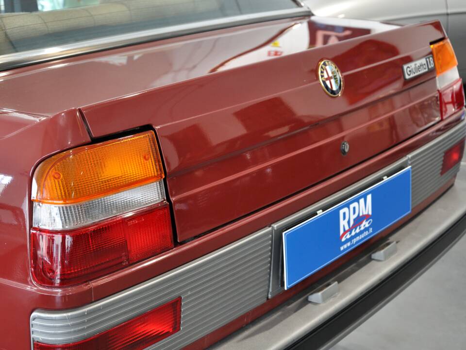 Bild 17/50 von Alfa Romeo Giulietta 1.8 (1985)