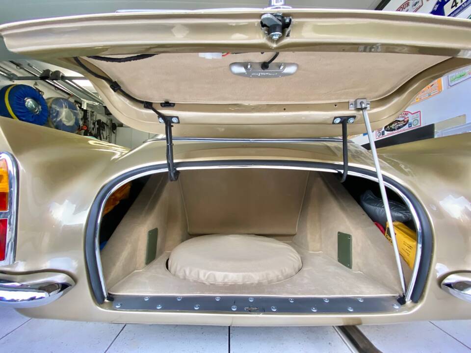 Bild 16/24 von Peerless GT (1959)