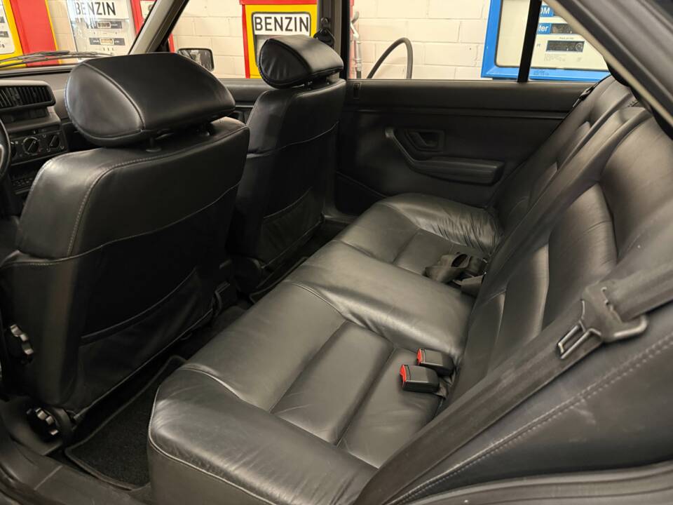 Afbeelding 11/16 van Peugeot 405 (1991)