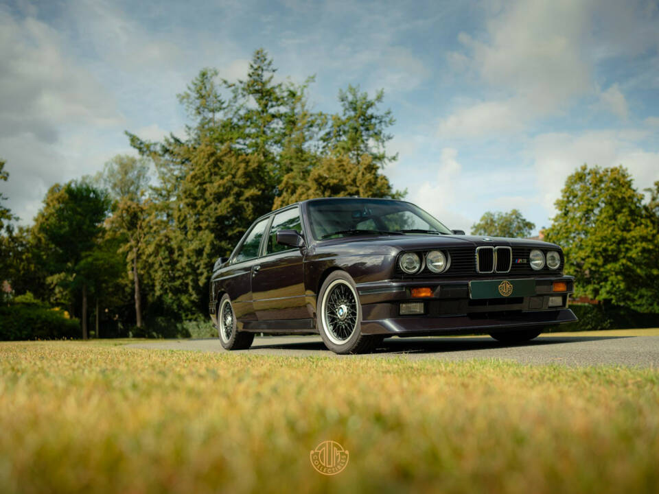 Imagen 31/50 de BMW M3 Cecotto (1990)