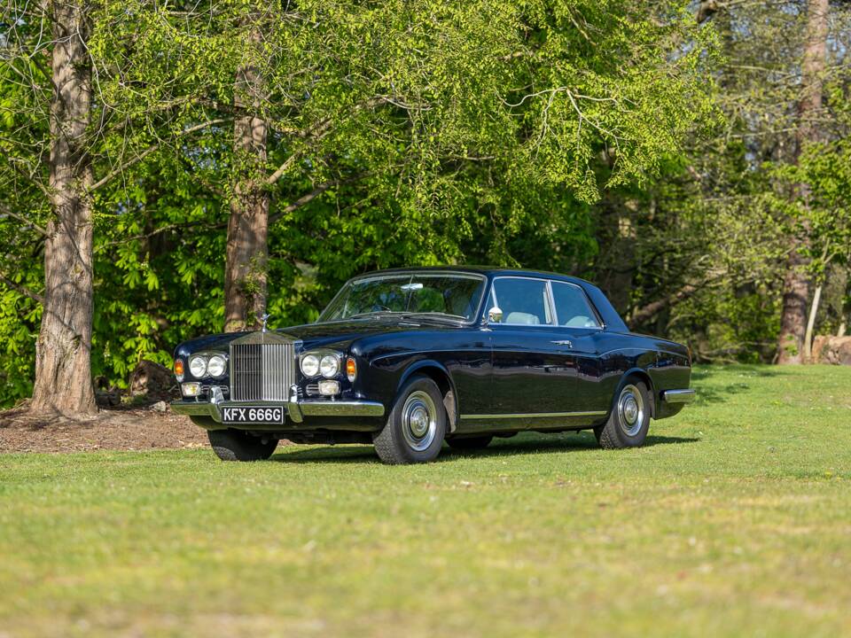 Image 26/50 of Rolls-Royce Silver Shadow I (1968)