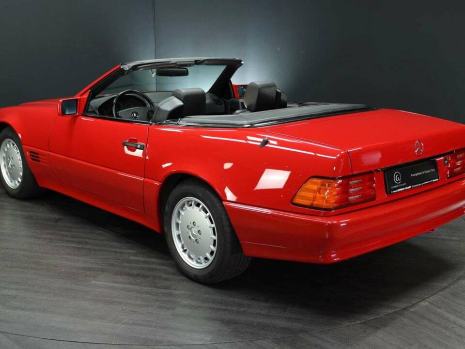 Imagen 4/30 de Mercedes-Benz 300 SL-24 (1991)