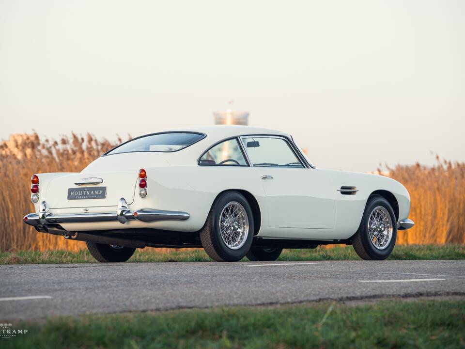 Bild 11/20 von Aston Martin DB 4 Vantage (1963)