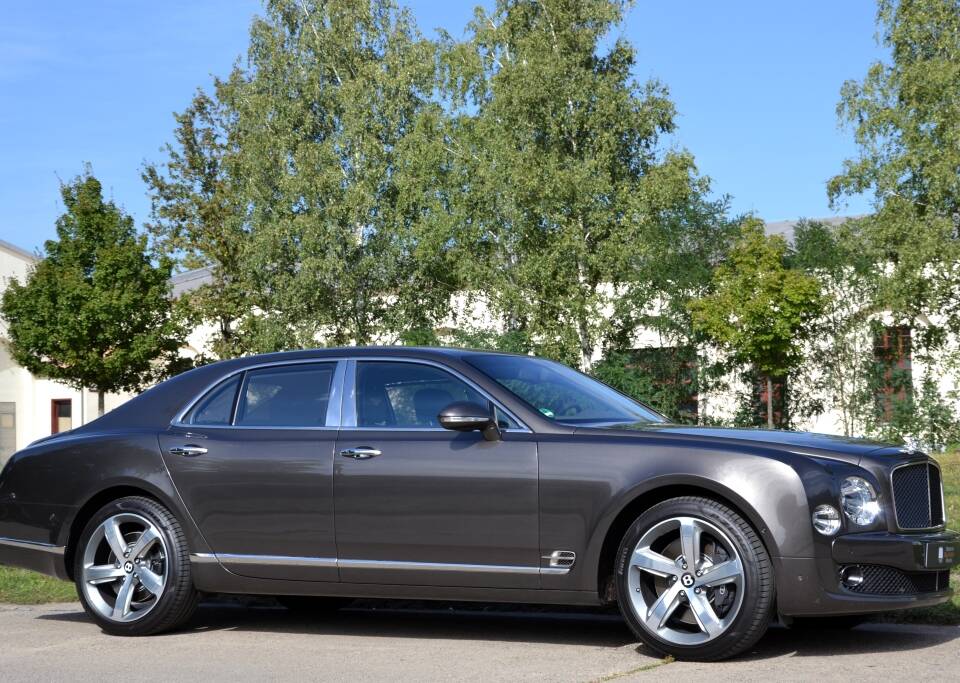 Afbeelding 10/36 van Bentley Mulsanne Speed (2015)