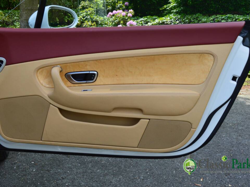 Bild 10/50 von Bentley Continental GT (2008)