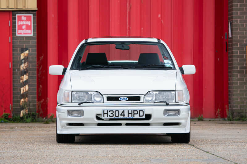 Image 6/50 of Ford Sierra RS Cosworth (1990)