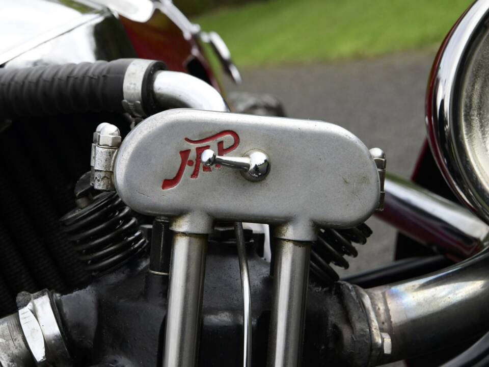 Image 36/50 of Morgan Threewheeler (1933)