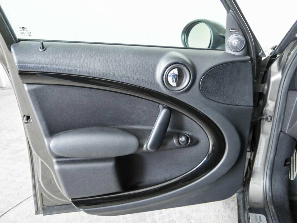 Immagine 31/50 di Mini Cooper S Countryman ALL4 (2010)
