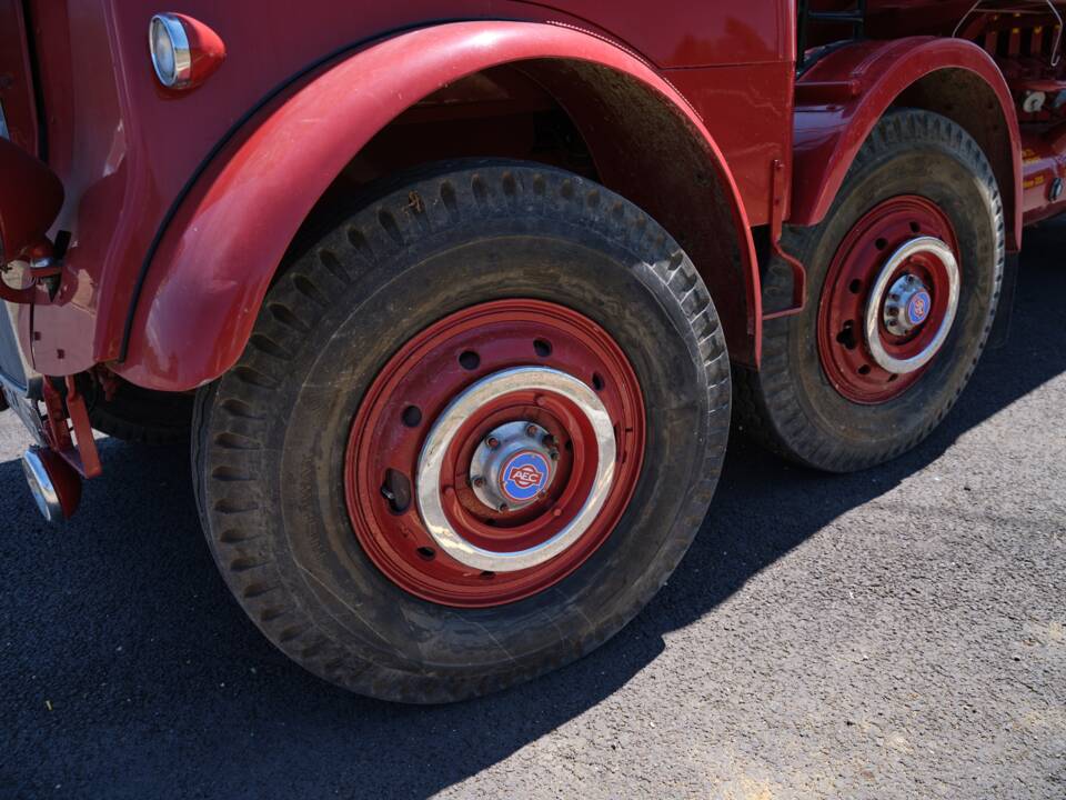 Bild 35/42 von AEC Mammoth Major Tanker (1954)