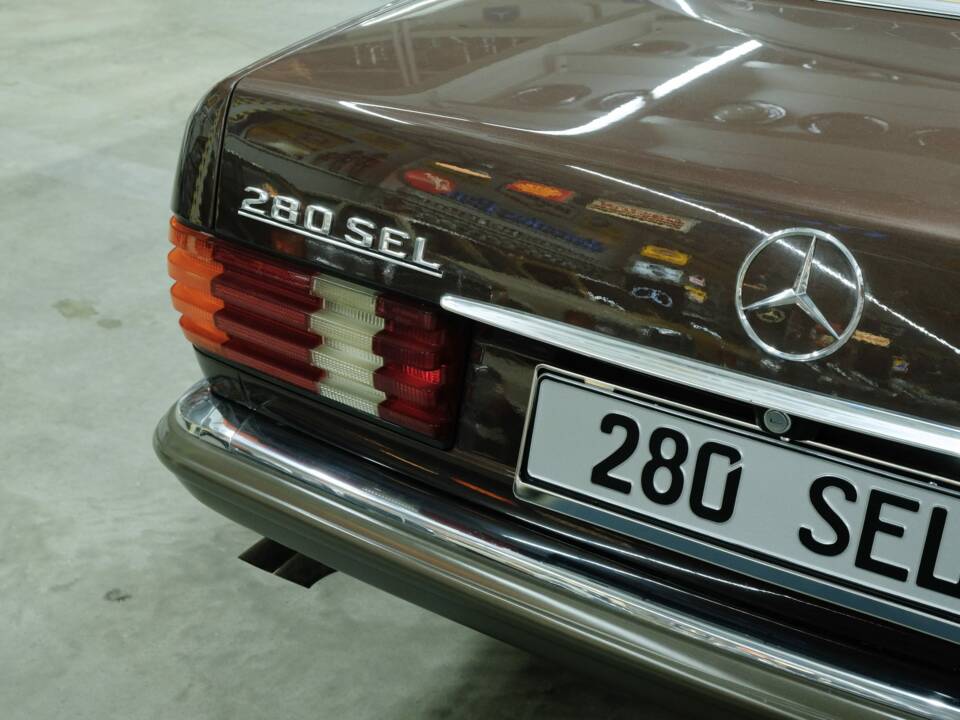 Bild 11/50 von Mercedes-Benz 280 SEL (1983)