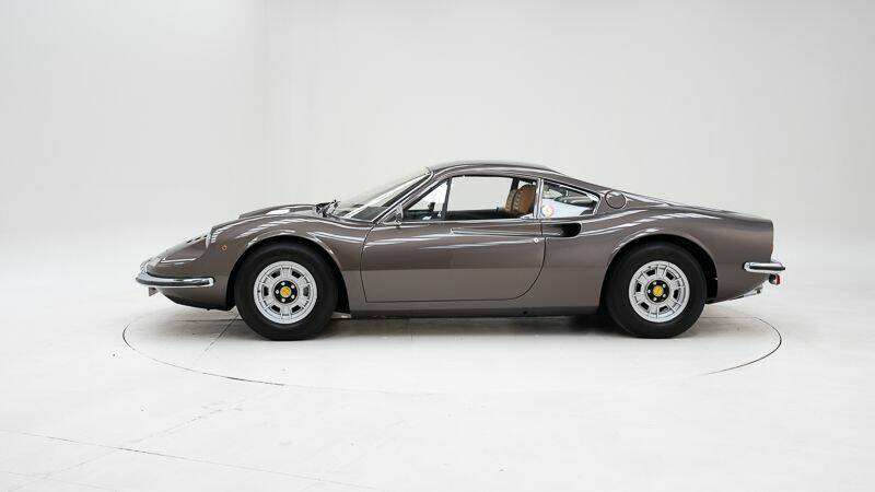 Afbeelding 8/15 van Ferrari Dino 246 GT (1972)