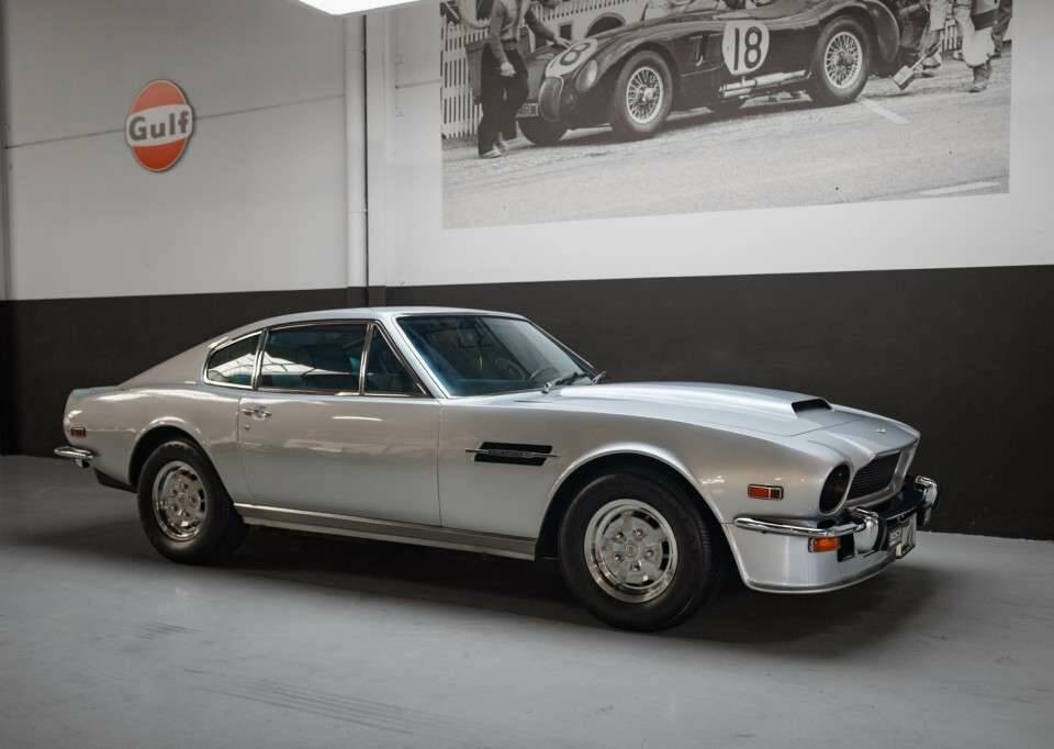 Bild 2/50 von Aston Martin V8 (1978)