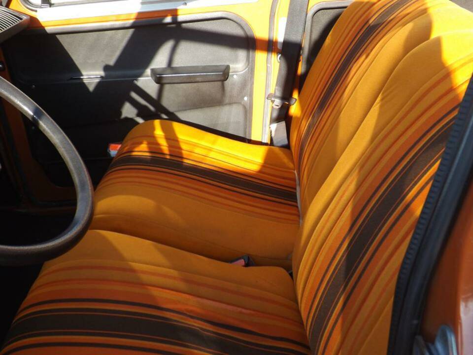 Image 31/50 of Citroën Dyane 6 (1982)